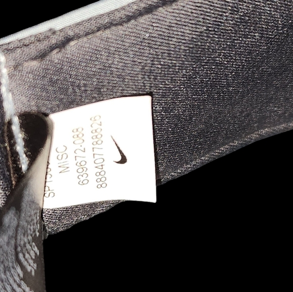 Nike Golf Blue Visor Hat  Vapor RZN Yellow Embroidered  Swoosh EUC - Picture 6 of 10